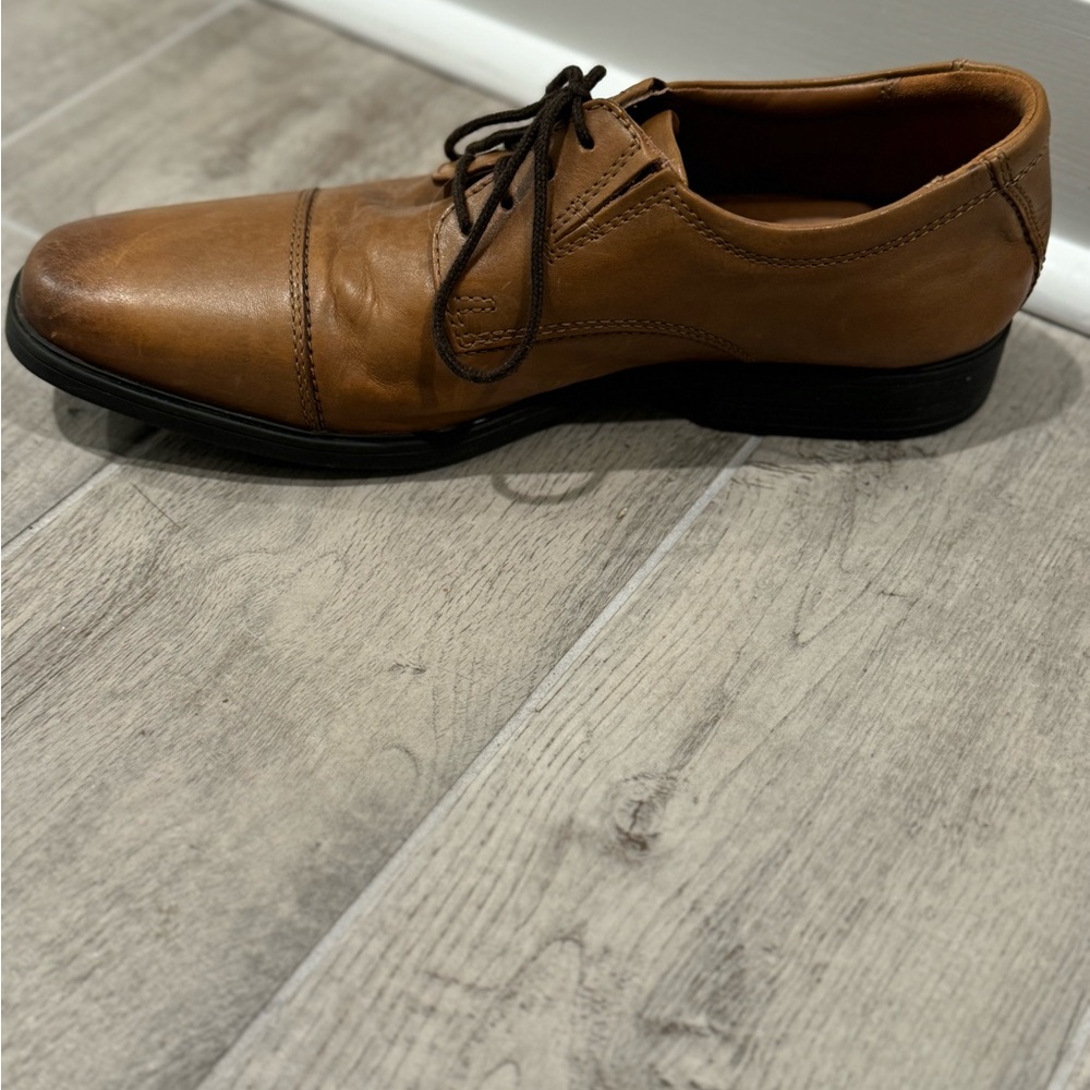 Clarks men’s Oxford shoes, size 9 - Picture 6 of 8